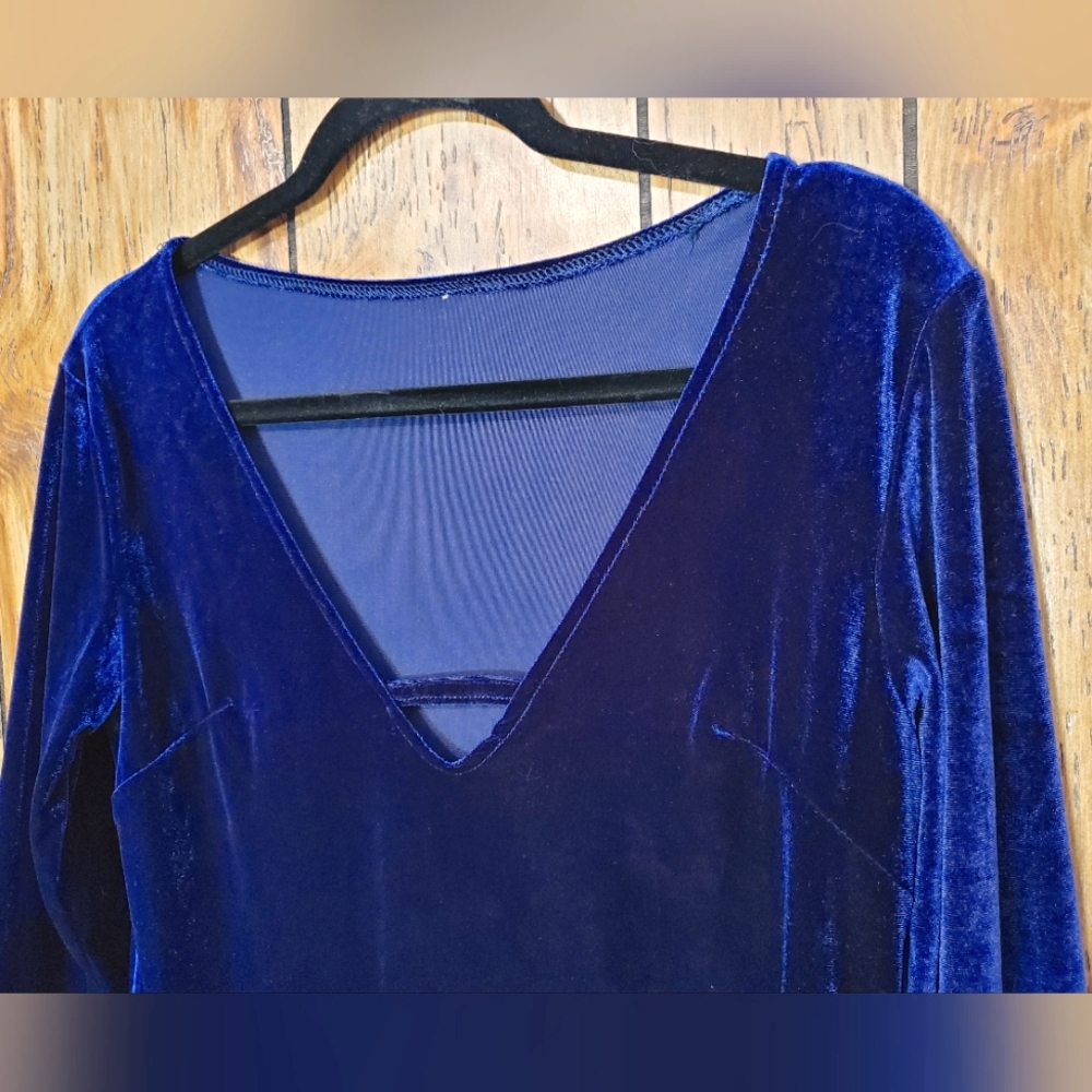 Purple Velvet HI LO V-neck Dress Size Medium unbranded High low style - Picture 3 of 4